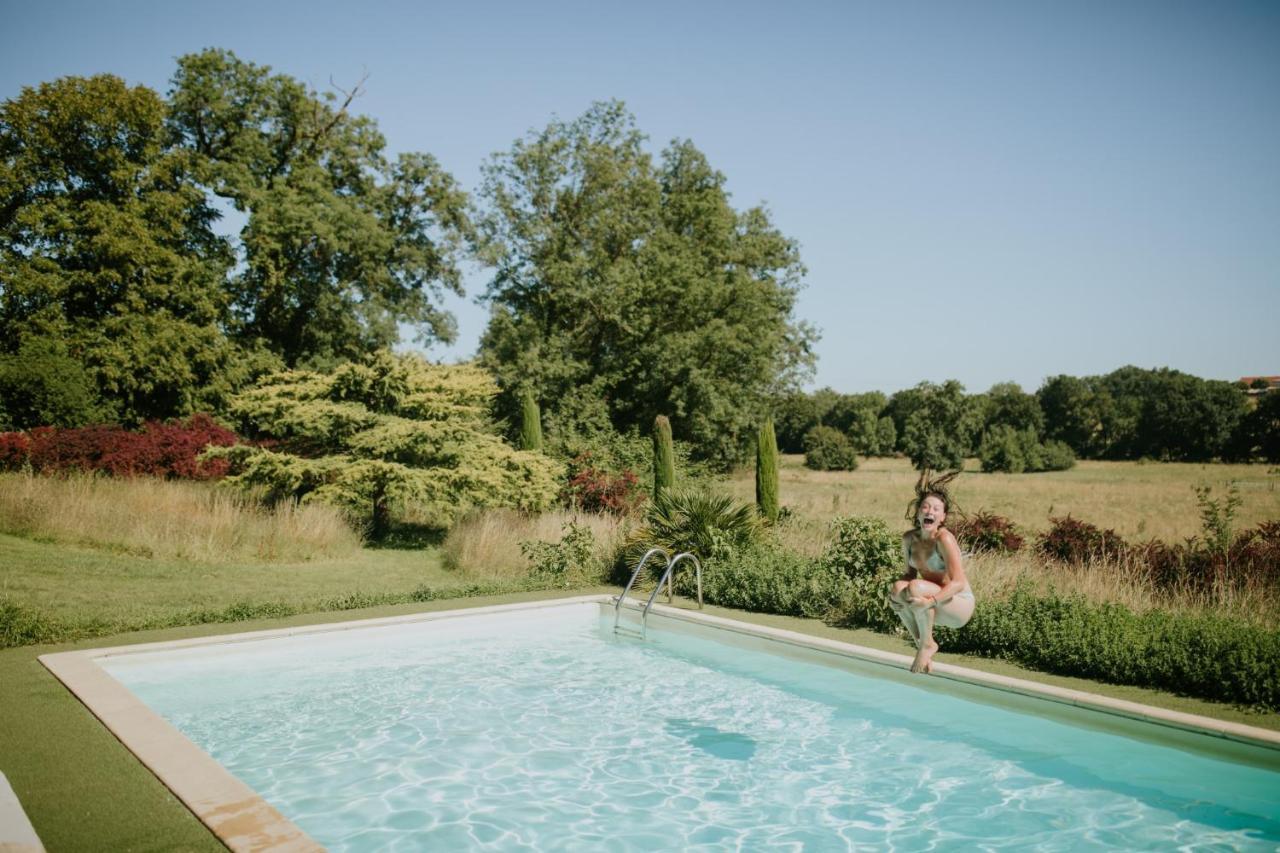 Chateau Barayre - Beautiful 12Th Century Castle With Pool And Large Garden Laussou Exteriör bild