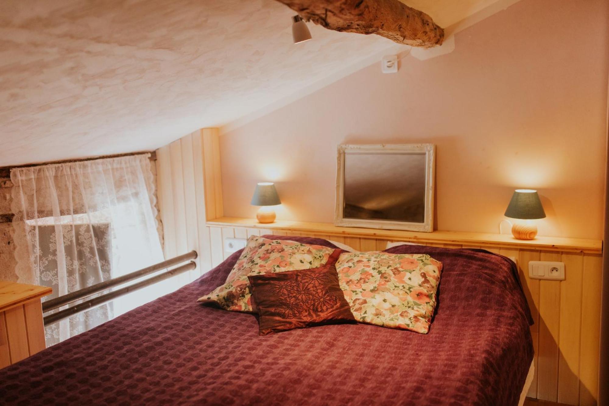 Chateau Barayre - Beautiful 12Th Century Castle With Pool And Large Garden Laussou Exteriör bild